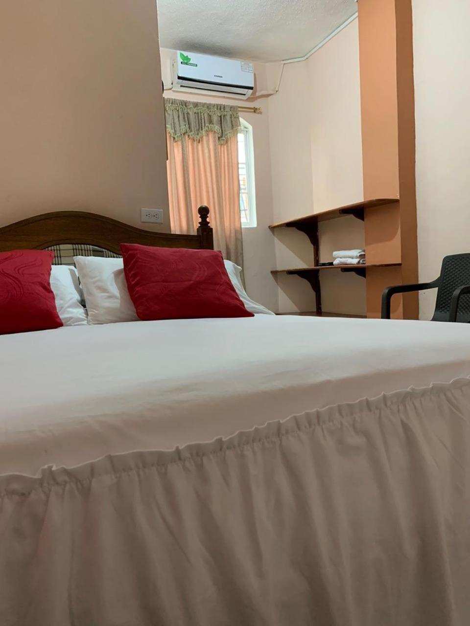 Hotel La Barca อาตากาเมส ภายนอก รูปภาพ