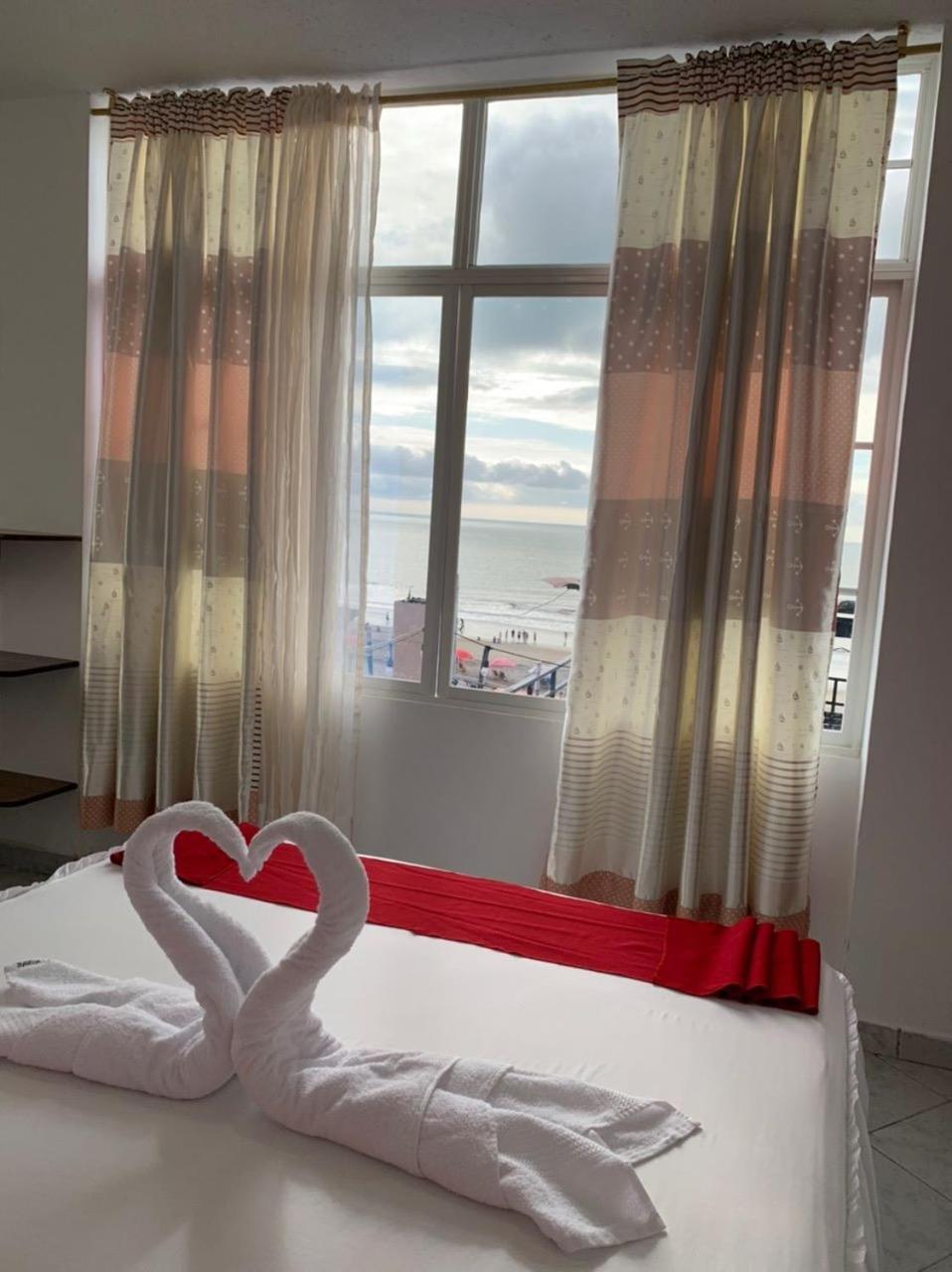 Hotel La Barca อาตากาเมส ภายนอก รูปภาพ