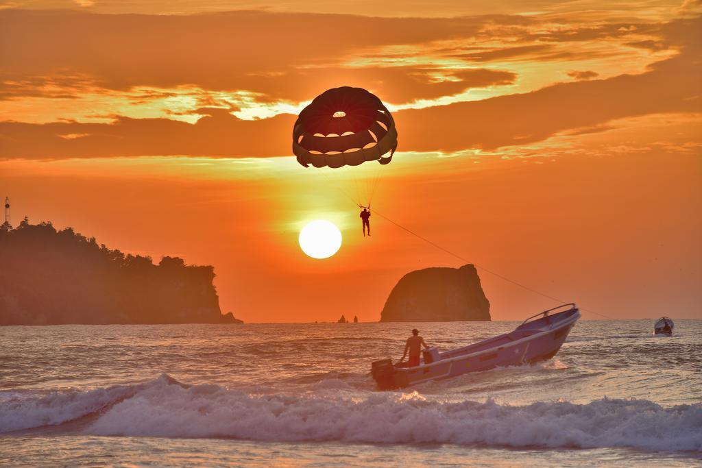 Hotel La Barca อาตากาเมส ภายนอก รูปภาพ